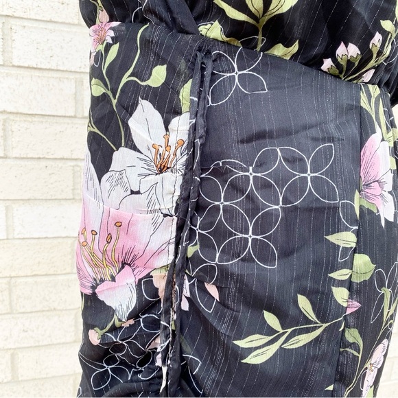 Guess Black Floral Maxi Dress Nadira Metallic Sheer Sleeveless Size XL - Picture 4 of 16